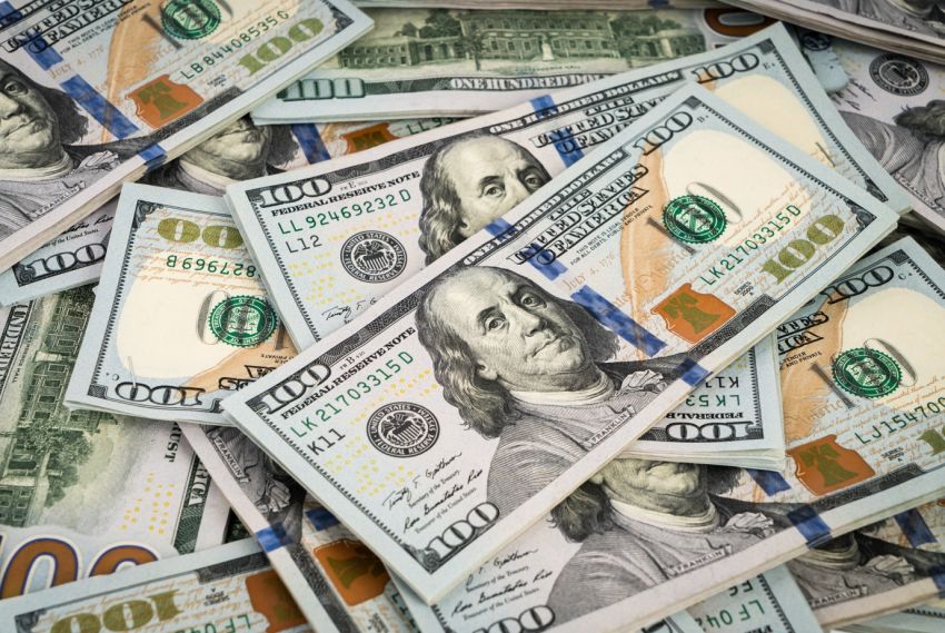 Dolar AS Melemah, Pasar Fokus pada Arah Suku Bunga The Fed dan Kebijakan Fiskal