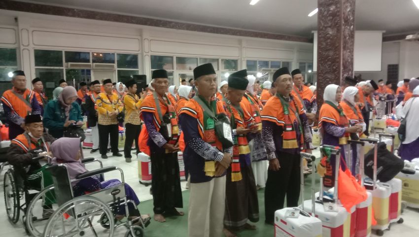 Jemaah Haji Telah Merampungkan Ibadah Armuzna, Inilah Jadwal Kepulangan Jemaah Haji Asal Jateng dan DIY, Gelombang 1