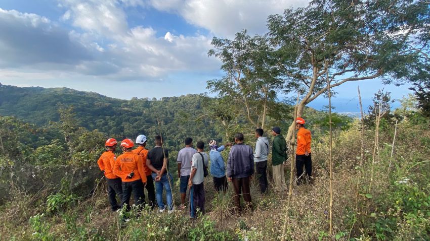 Hilang Saat Cari Kayu, Tim SAR Gabungan Cari Seorang Nenek di Sikka