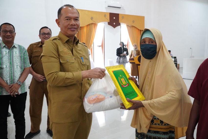 Bupati Langkat Dorong Penuntasan Adminduk untuk Penderita TBCS