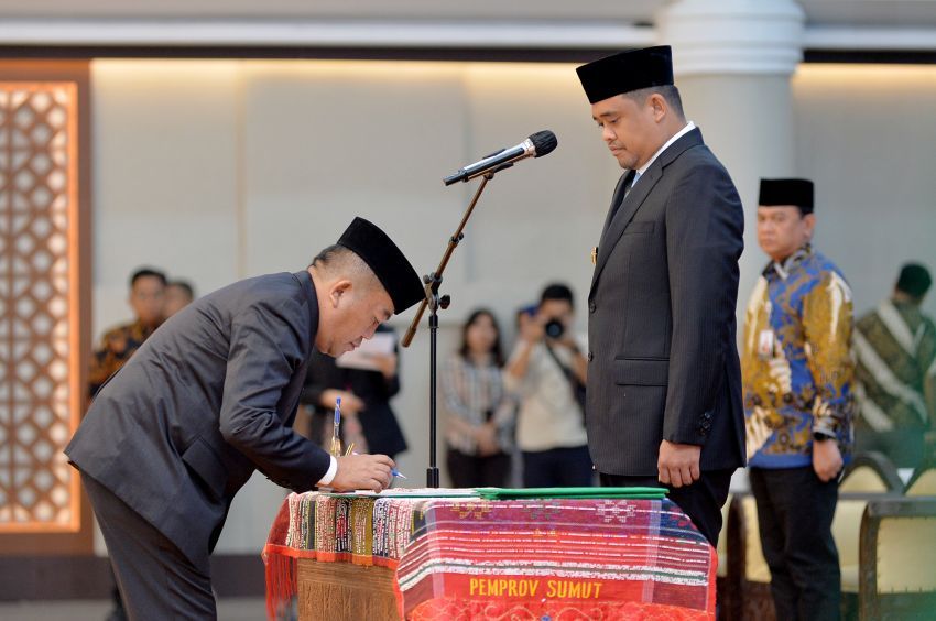 Bobby Nasution Lantik 60 Pejabat di Pemprov Sumut, Tekankan Empat Nilai Utama & Antikorupsi