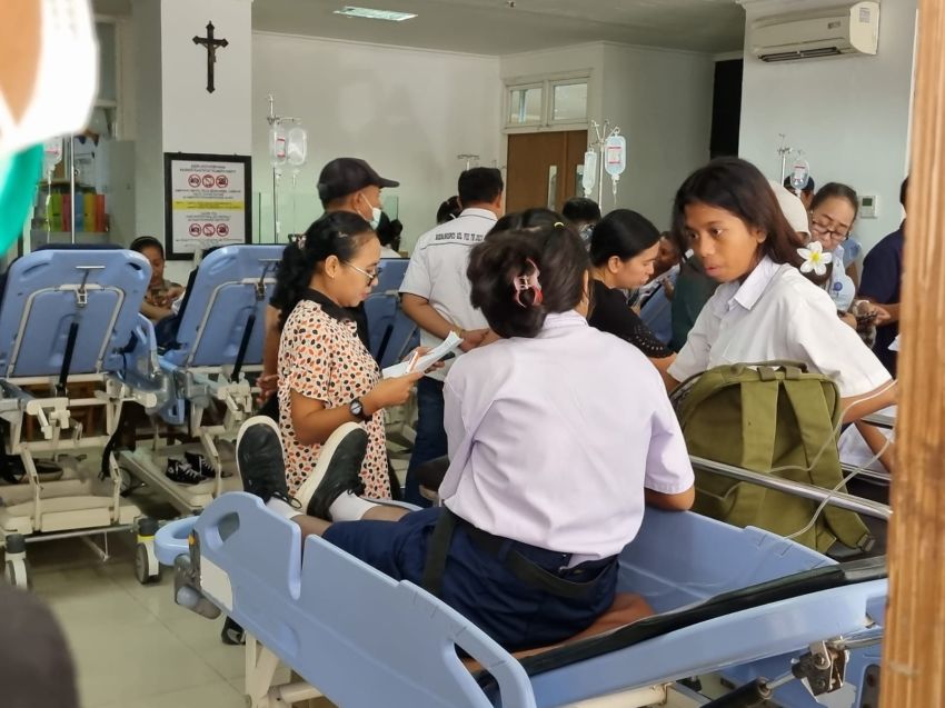 Sejumlah Siswa SMPN 8 Kupang Dilarikan Ke Rumah Sakit Usai Santap MBG