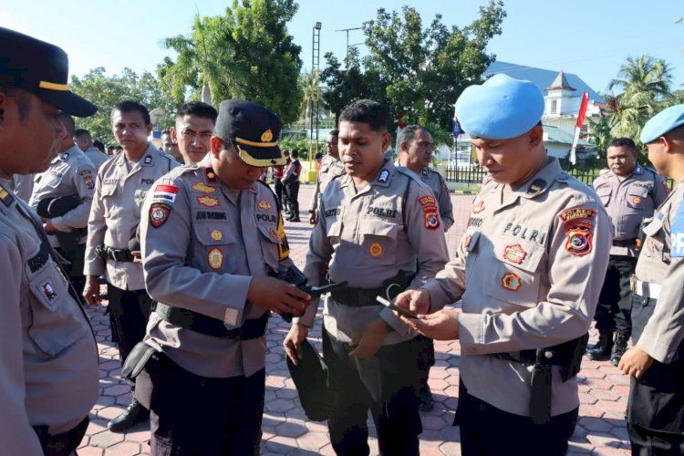 Periksa Kedisiplinan Anggota, Sejumlah Anggota Polres Kupang Diberikan Teguran