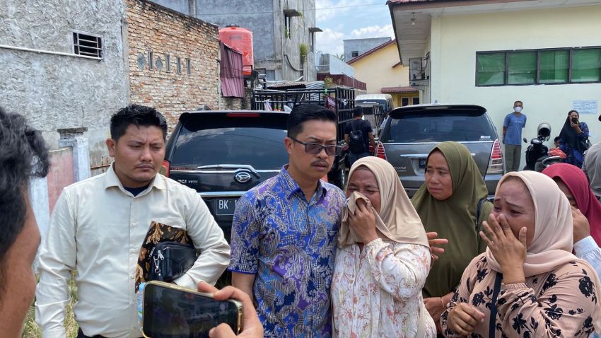 Sidang Perkara Curat Yang Berujung Tewasnya Sekuriti PT STA Diwarnai Jeritan Keluarga Korban dan Terdakwa