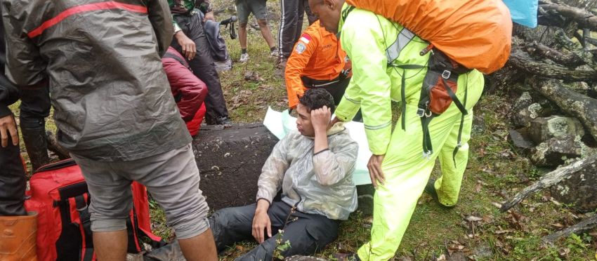 Hilang di Gunung Babnain-Mutis, Dua Pendaki Asal Kupang Ditemukan Selamat