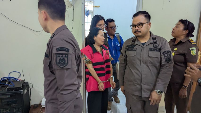 Mantan Kepala Sekolah SMKN 1 Larantuka-Flores Timur Jadi Tersangka Kasus Dana BOS