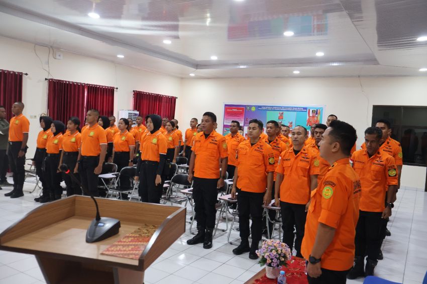 Puluhan Personel Rescuer Kantor Pencarian dan Pertolongan Kupang Ikut Latihan SAR Gunung Hutan