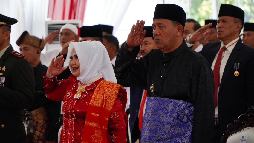 Syah Afandin Ikuti Upacara di Istana Negara via Zoom dan Lepas Pawai Kemerdekaan Langkat