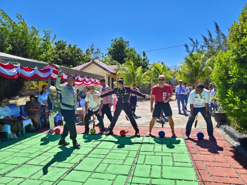 Polsek Jajaran Polres Rote Ndao Gelar Upacara HUT Kemerdekaan RI Ke - 80,  Libatkan WNA dan Siswa Difabel