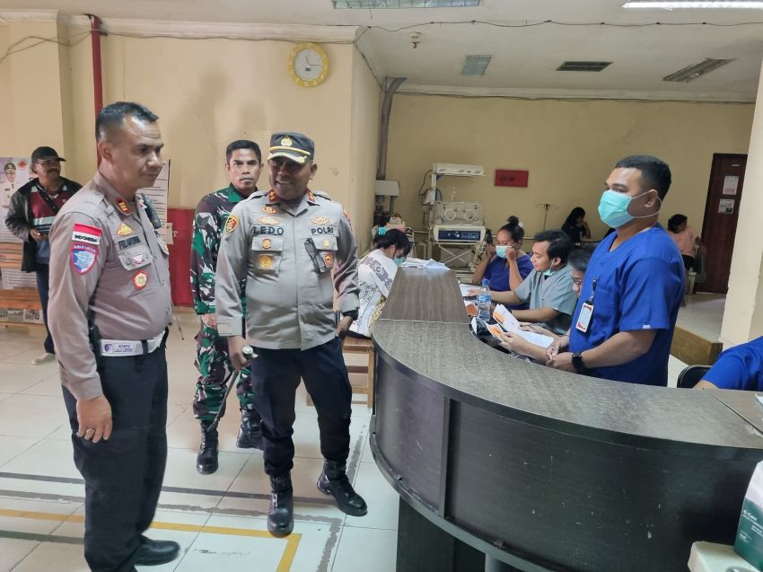 Cek Kondisi Siswa Keracunan Makanan, Kapolres Kupang Tunggu Hasil Uji Laboratorium