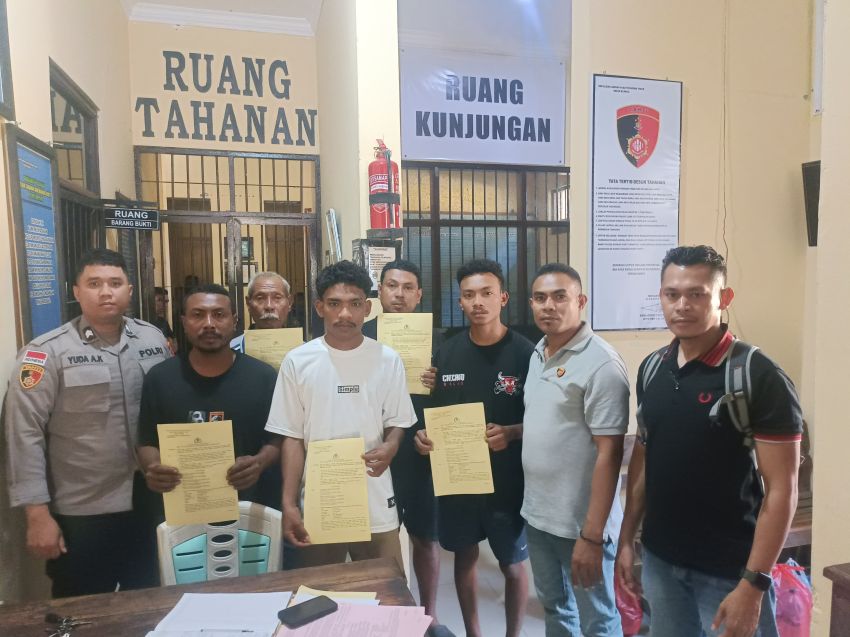 Kaur Umum Desa Sahraen-Kupang Ditahan Polisi Karena Serang Rumah Warga