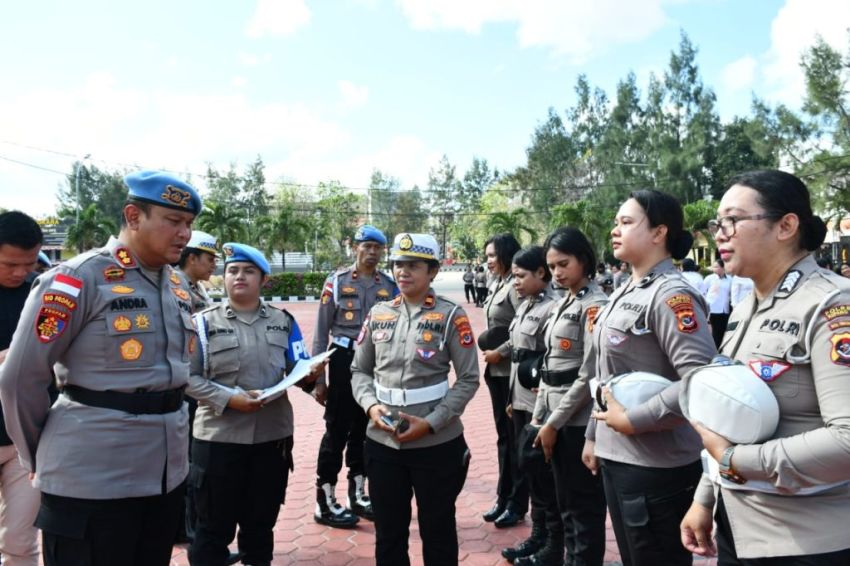 Kabid Propam Polda NTT Ingatkan Polwan Bijak Gunakan Medsos