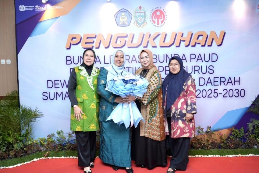 Ny. Endang Syah Afandin Resmi Jabat Bunda Literasi, Bunda PAUD, dan Ketua Dekranasda Langkat