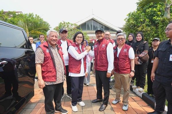 Pemerintah Siapkan 15 Ribu Laptop untuk Sekolah Rakyat, Anggaran Capai Rp7 Triliun