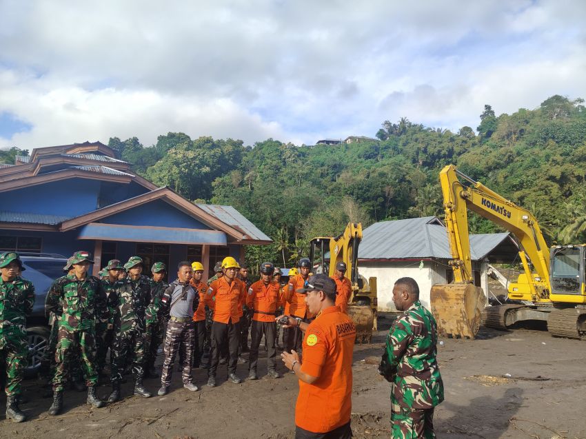 Operasi Hari Ketiga, Tiga Korban Hilang Banjir Bandang di Mauponggo-Nagekeo Belum Ditemukan