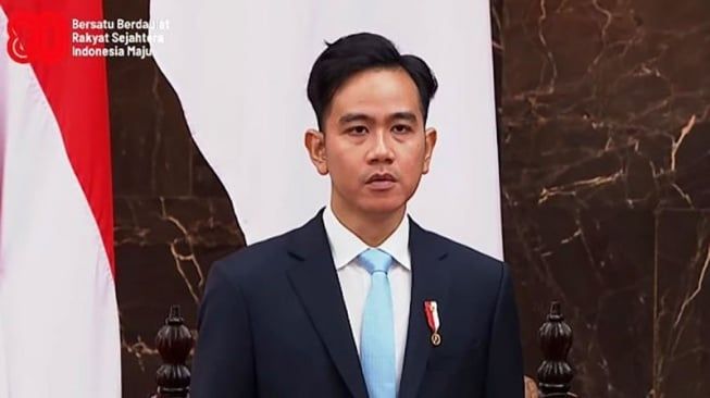 Gugatan Ijazah Gibran Disidangkan, Roy Suryo Siap Bongkar Fakta Janggal