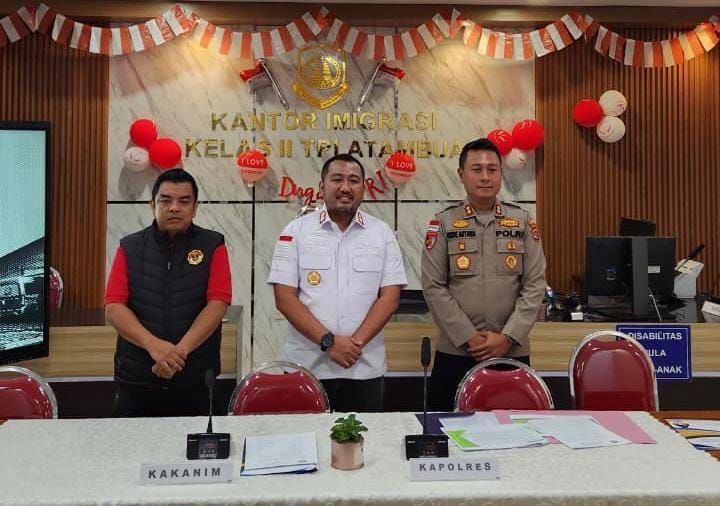 Diduga Terlibat TPPM, Delapan WNA Uzbekistan Diamankan di Belu