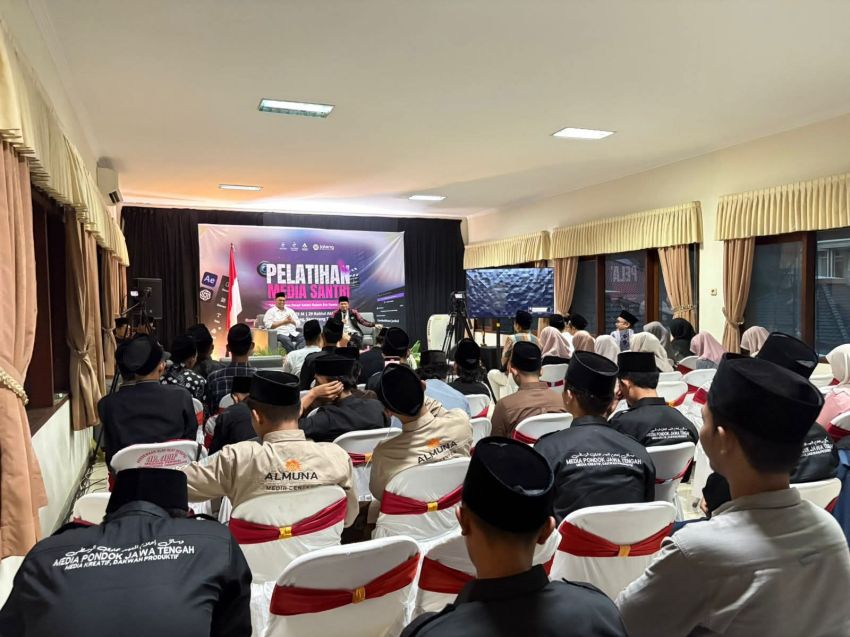 Konter Framing Negatif Pesantren, Gus Yusuf Ajak Santri Jadi Pejihad Media