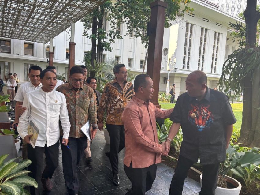 Syah Afandin Dorong Legalitas Sumur Minyak Rakyat dan Kolaborasi Daerah untuk Ketahanan Energi Nasional