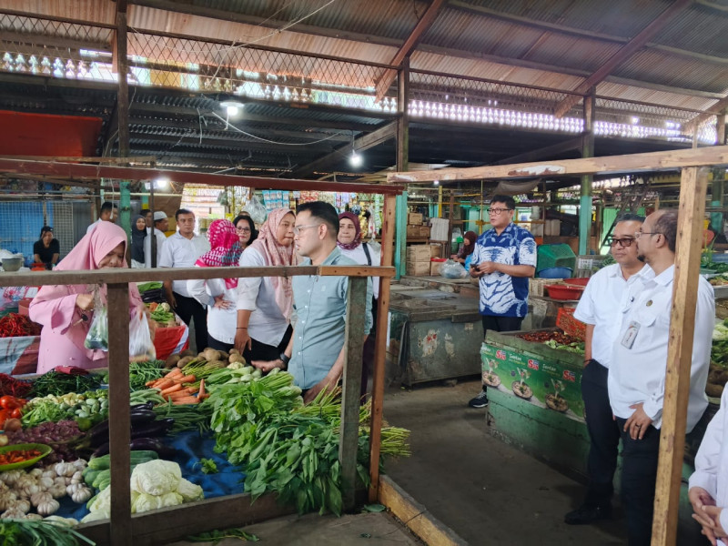 Direksi PUD Pasar Medan Tinjau Pasar Simalingkar dan Pasar Sentosa Baru, Fokus Penataan dan Kebersihan
