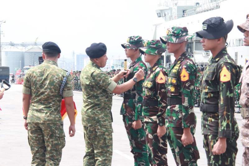 Latsitarda Nusantara XLVI 2026 Resmi Digelar, Taruna Akademi TNI Bantu Pemulihan Masyarakat Aceh