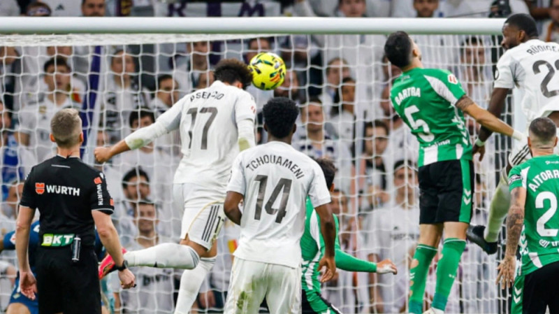 Gonzalo Garcia Menggila! Real Madrid Bungkam Real Betis 5-1 di Santiago Bernabeu