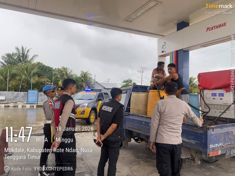 Cegah Penjual BBM 'Nakal', Polres Rote Ndao Dikerahkan Pantau Pembongkaran dan Distribusi BBM
