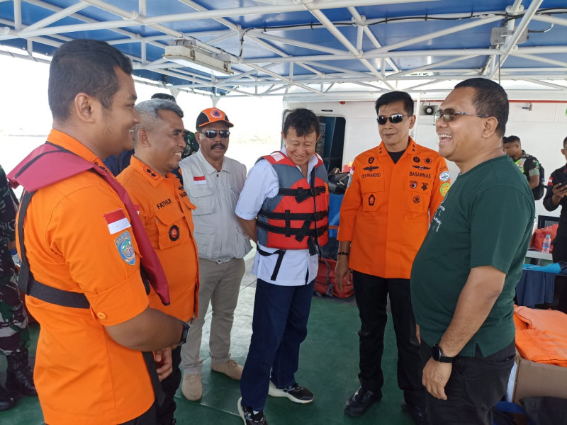 Deputi Operasi Basarnas Asistensi Operasi SAR 3 WNA Spanyol di Labuan Bajo