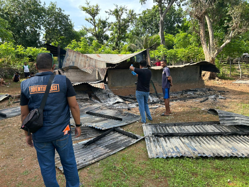 Ditinggal Kosong Saat Penghuni Mencari Ikan, Rumah Tinggal di Rote Ndao Terbakar