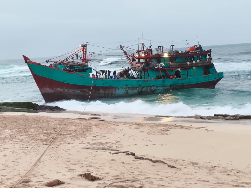 Tiga Bocah di Sumba Barat Daya Hilang Tersapu Ombak Saat Nonton Kapal Karam, Dua Ditemukan Meninggal Dunia