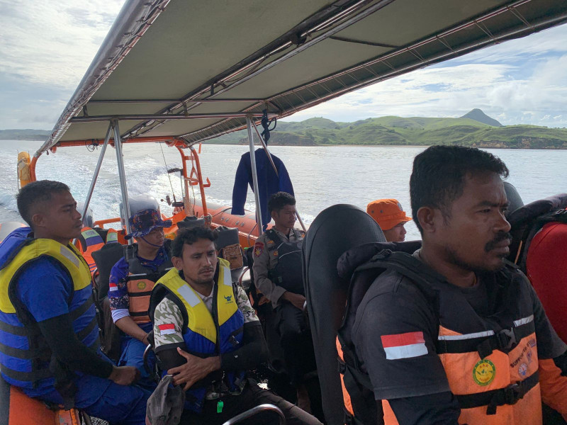 Hari Ke-14, Tim SAR Gabungan Lanjutkan Pencarian Satu WNA Spanyol Korban KM Putri Sakinah