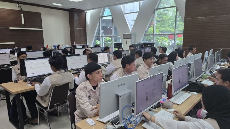 Tim Visa Kemenhaj Lembur Hingga Waktu Sahur, Pemvisaan Jemaah Haji Capai 162 Ribu Target Rampung Awal Maret