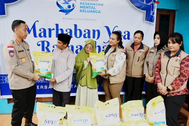 Kapolda NTT Salurkan Bantuan Dua Ton Beras, Ratusan KK di Amanuban Timur-TTS Juga Jadi Sasaran