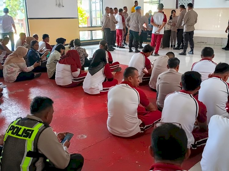 Cegah Konsumsi Narkoba, Ratusan Anggota Polres Ende Ikut Tes Urine