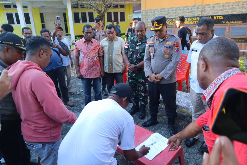 Jelang Bulan Ramadhan, Kelompok Pemuda Yang Bertikai di Alor-NTT Sepakat Berdamai