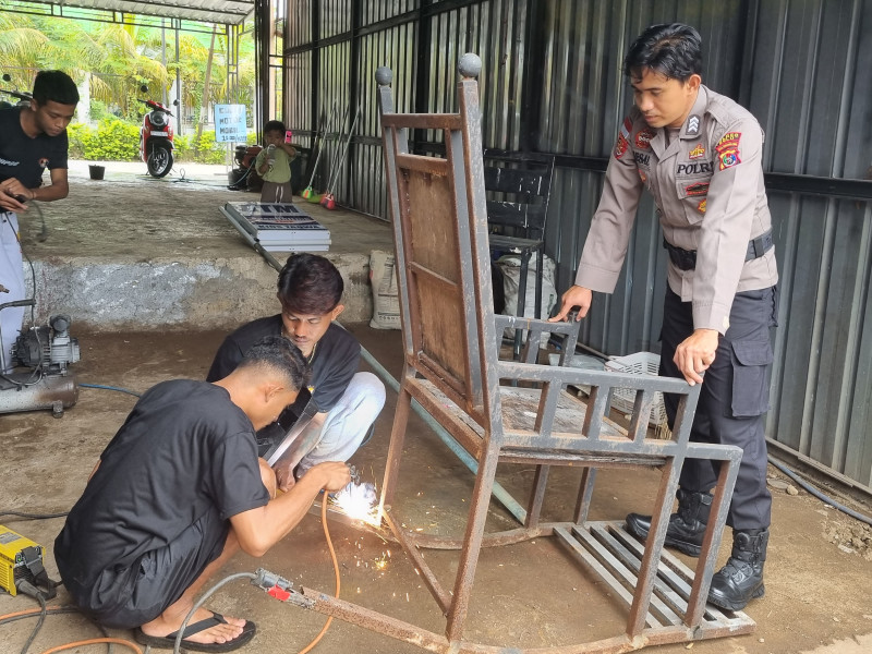 Polisi di Tapal Batas NKRI-RDTL 'Memanusiakan' Mantan Narapidana Dengan Pemberdayaan Ekonomi