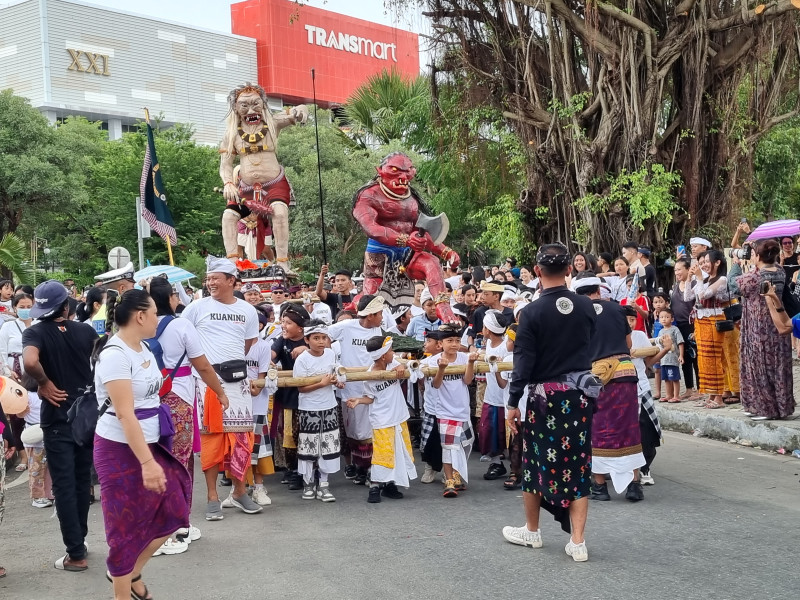 Pawai Ogoh-Ogoh Jadi Tontonan Menarik Warga Kota Kupang