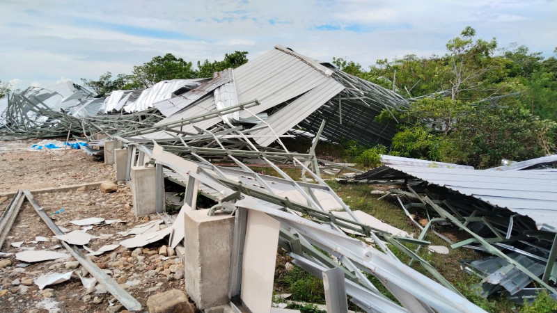 Sejumlah Gudang Dan Rumah Di Sabu Barat Rusak Diterjang Hujan Dan Angin Puting Beliung