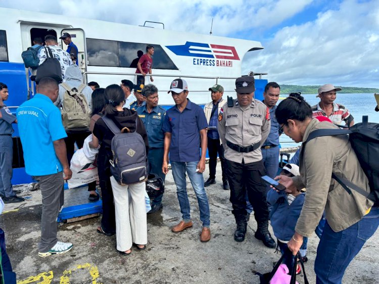 Penumpang Kapal Laut di Pelabuhan Tenau Kupang Meningkat Jelang Hari Raya