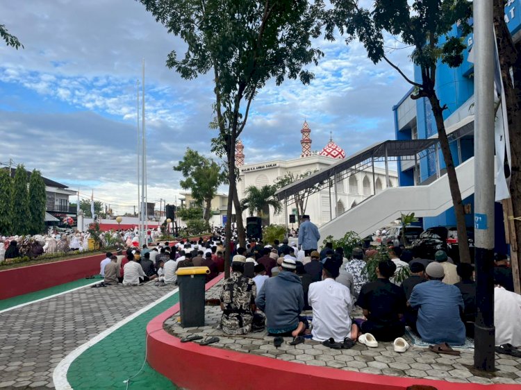Ratusan Umat Muslim Muhammadyah Di Kupang Gelar Sholat Ied