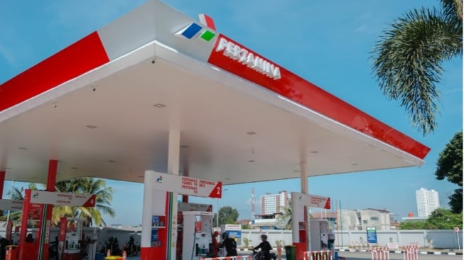 Warga Serbu SPBU, Pertamina Pastikan Stok BBM Aman dan Imbau Masyarakat Tidak Panic Buying