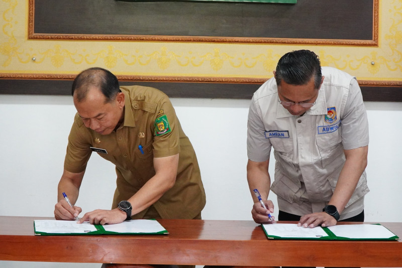 Pemkab Langkat Salurkan Bantuan Presiden untuk Korban Banjir Langkat