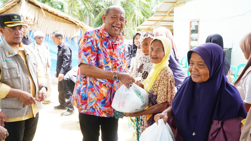 Bupati Syah Afandin Genjot RTLH Hingga Pelosok, Warga Pasar Rawa Terima Manfaat