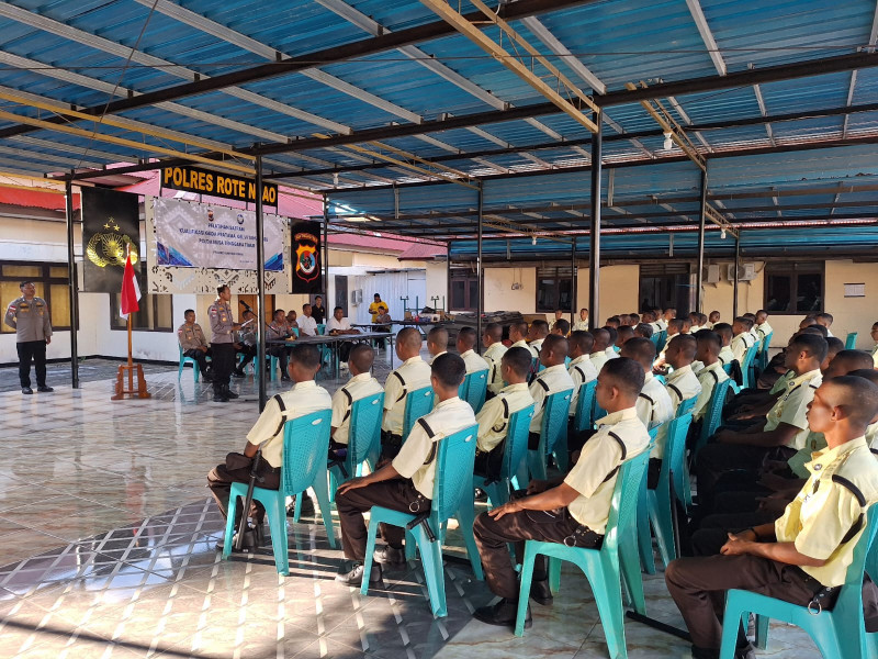 Dilatih Polres Rote Ndao Selama Dua Pekan, Puluhan Satpam Siap Bekerja