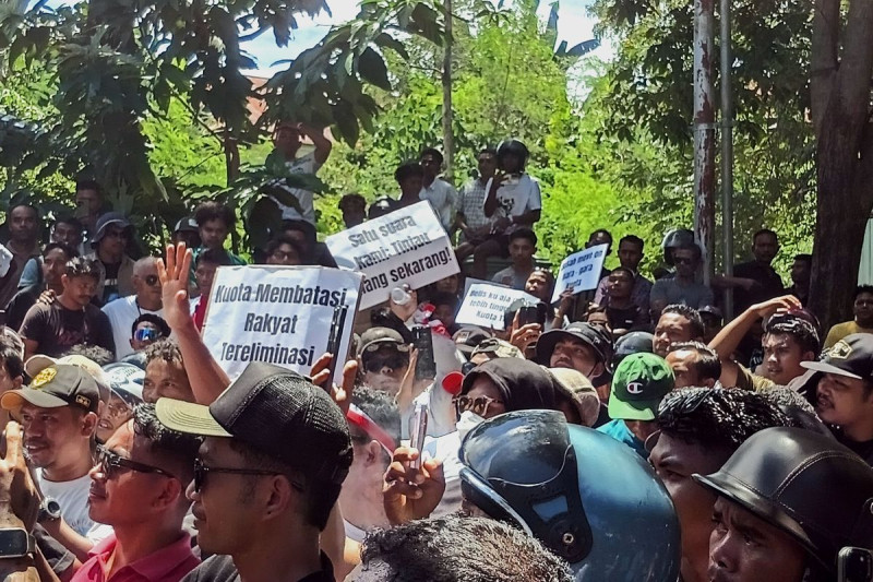 Pembatasan Kuota Turis di TNK Labuan Bajo Dapat Penolakan