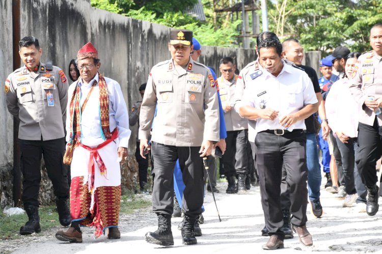 Kapolda NTT Ajak Wartawan dan Masyarakat Promosikan Destinasi Wisata Lokal di NTT