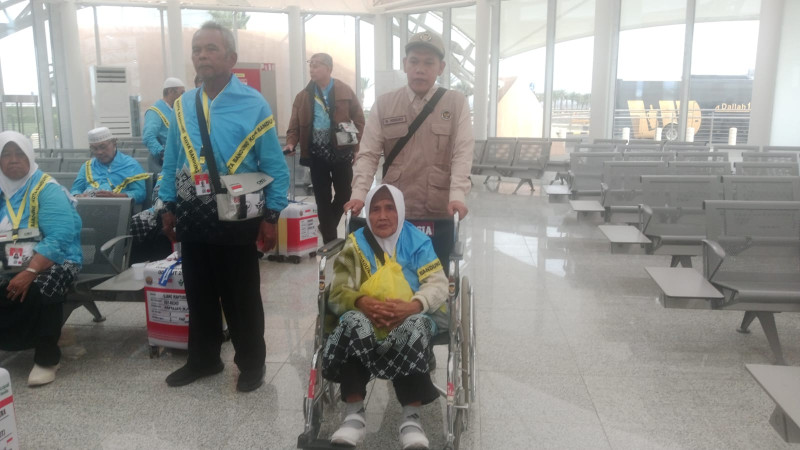 Penjual Ikan Asin Asal Bandung Naik Haji, Cita-cita Haji Sejak Tahun 1960