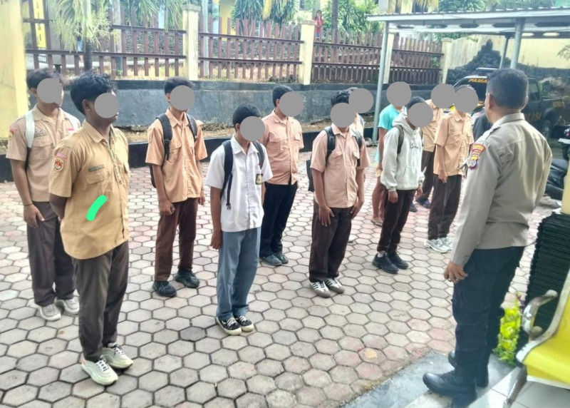 Sesama Siswa SMKN 5 Kupang Saling Tawuran