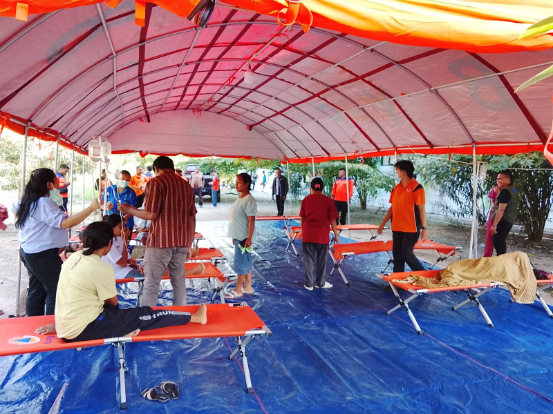 Bukan Hanya Siswa, Guru Dan Pegawai SD GMIT Panite dan SMA Negeri 1 Panite Pun Jadi Korban MBG