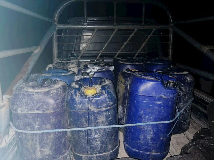 Tiga Pelaku Angkut BBM Ilegal di Oelpuah-Kupang Ditangkap Polisi